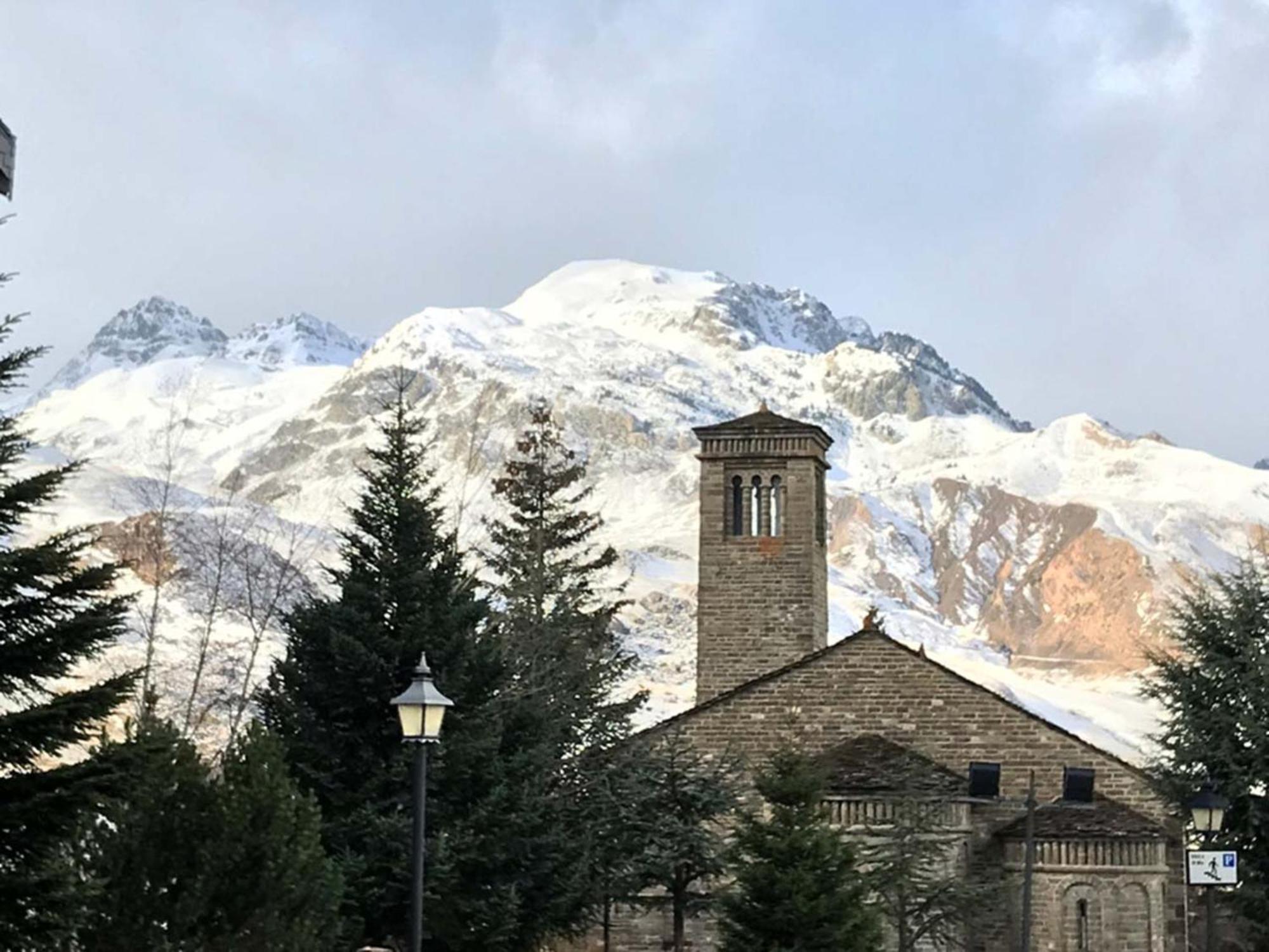 Apartamentos Canfranc 3000 Dış mekan fotoğraf